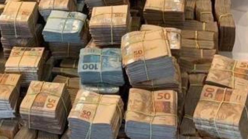 Condenada por fraude milionária contra o INSS é presa em Maceió