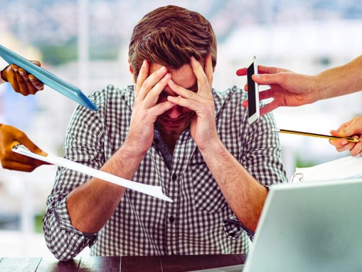 Nova NR-1 entra em vigor e amplia responsabilidade das empresas sobre saúde mental no trabalho