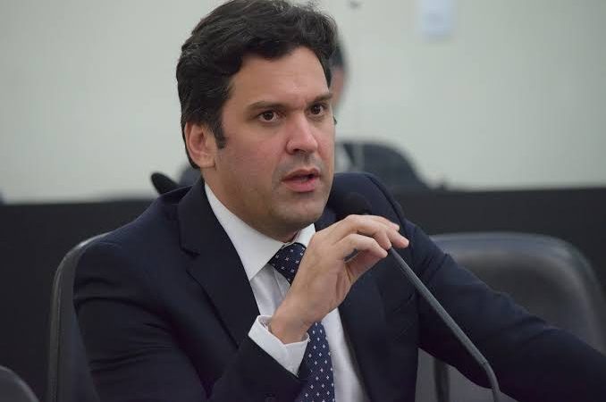 Isnaldo Bulhões é citado em publicação sobre encontro de empresários e políticos em Nova Iorque